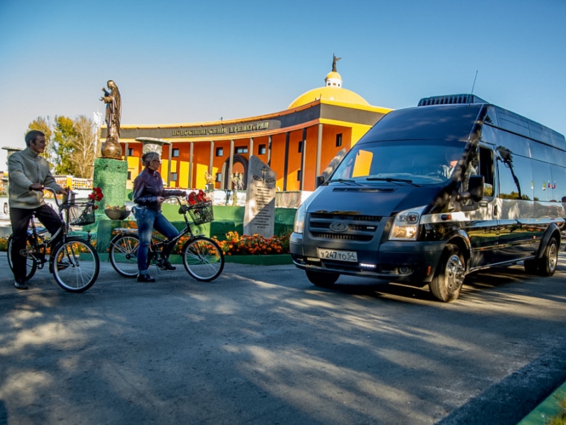 В Новосибирском крематории предлагают велосипеды напрокат